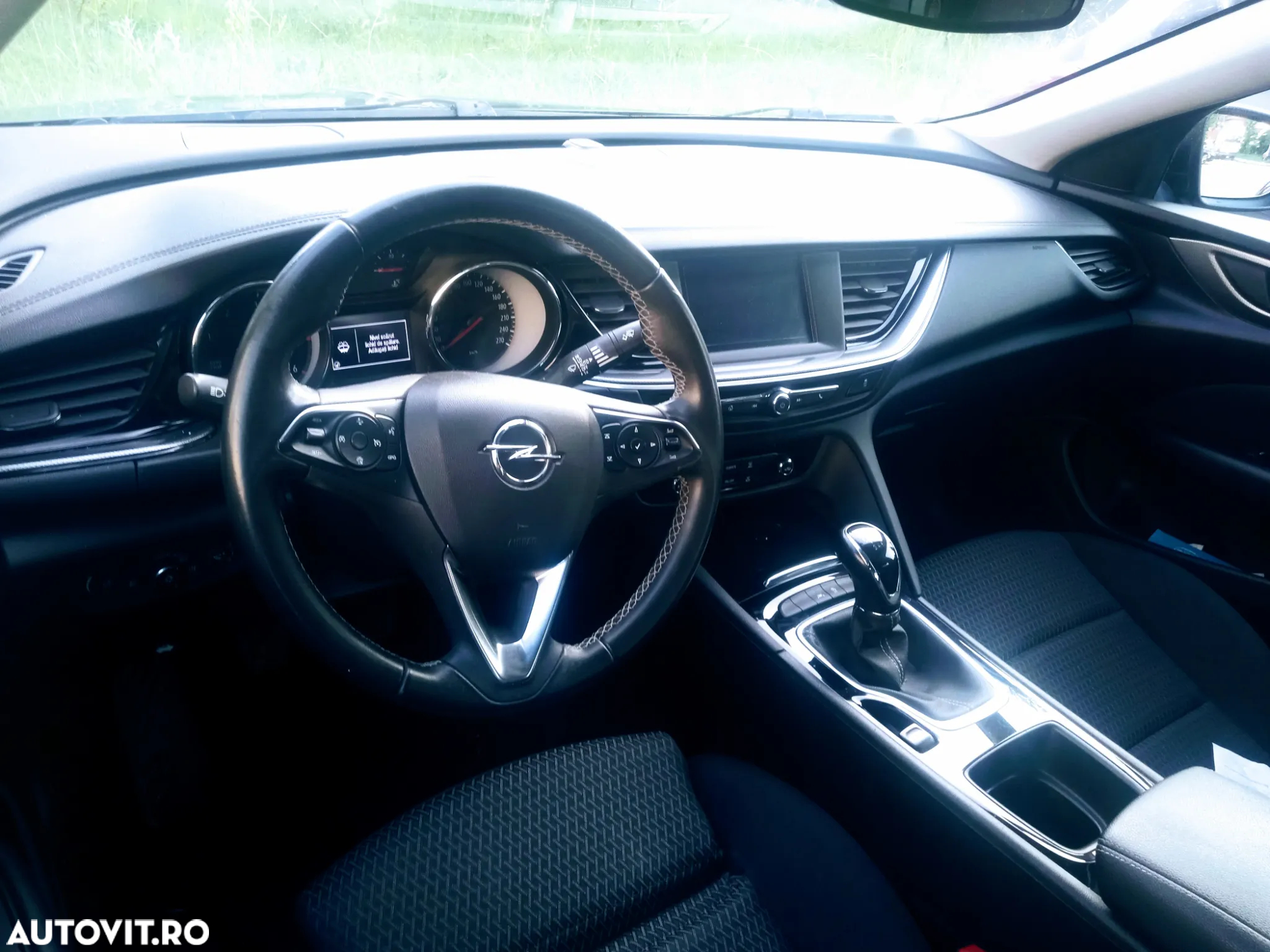 Opel Insignia Grand Sport 1.5 Diesel Business - 10