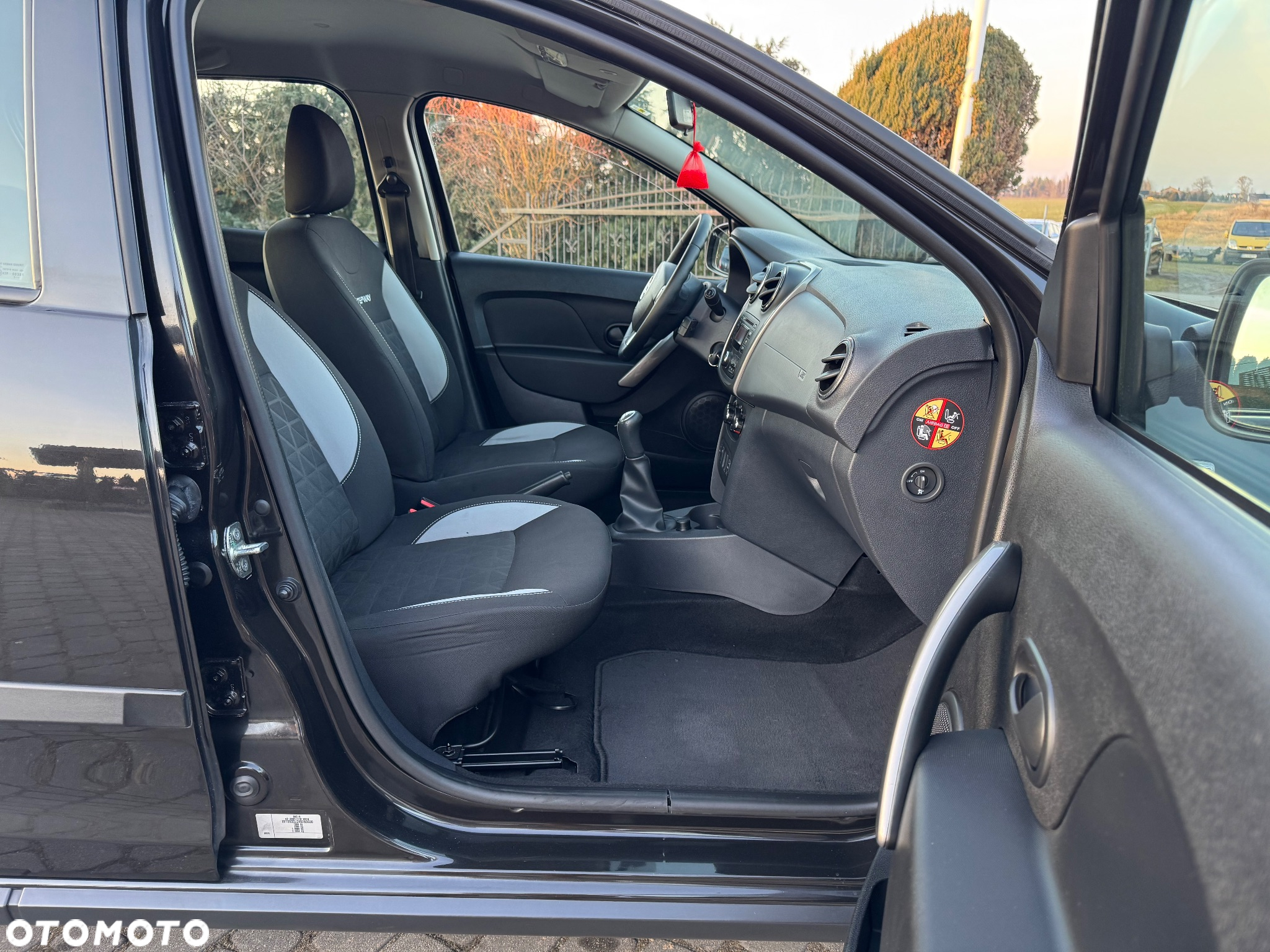 Dacia Sandero 1.5 dCi SL Blackline - 14
