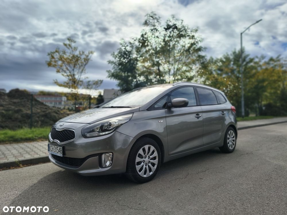 Kia Carens