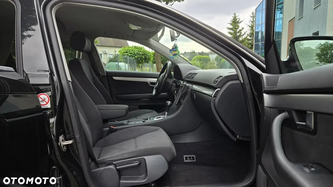 Audi A4 Avant 2.0 FSI - 12