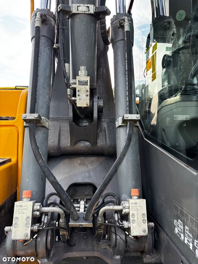 Volvo EW 160C - 12