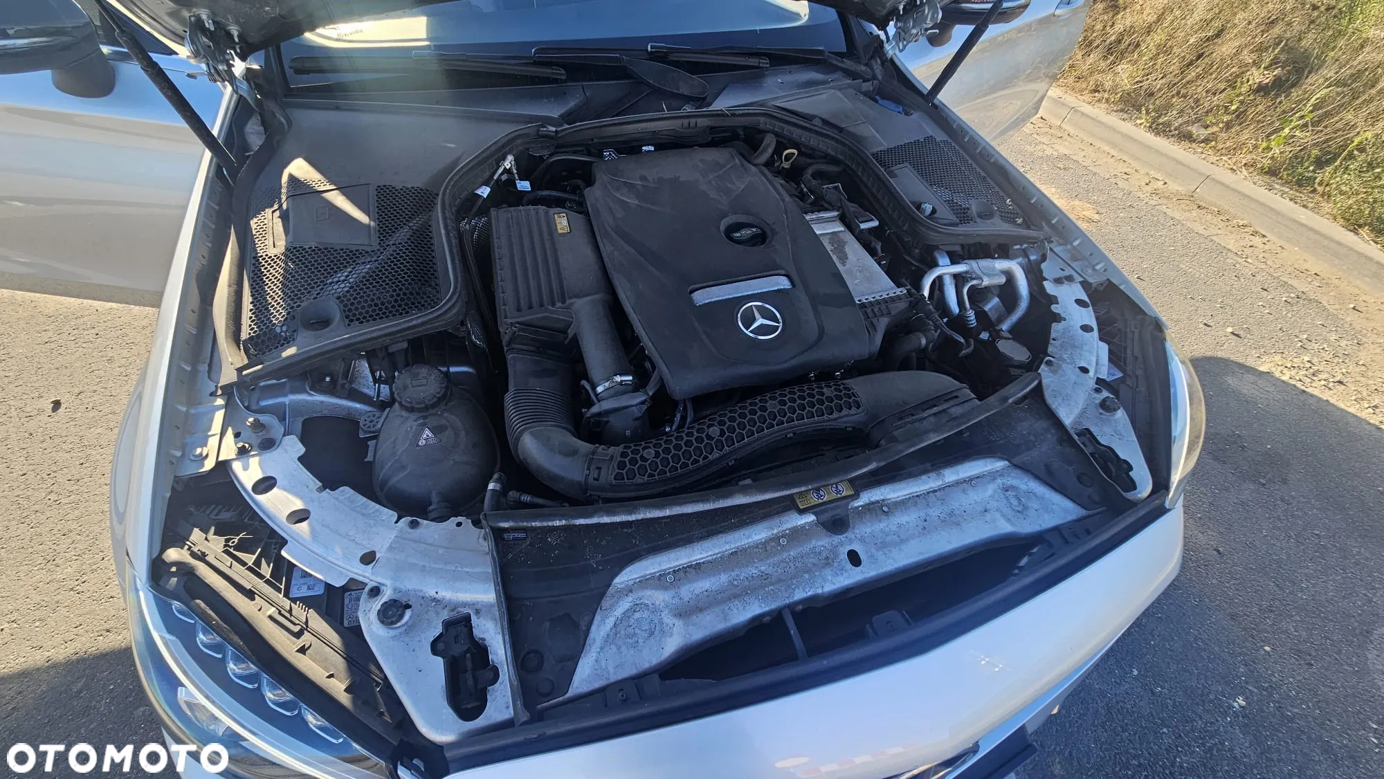 Mercedes-Benz Klasa C 200 Coupe 9G-TRONIC AMG Line - 39