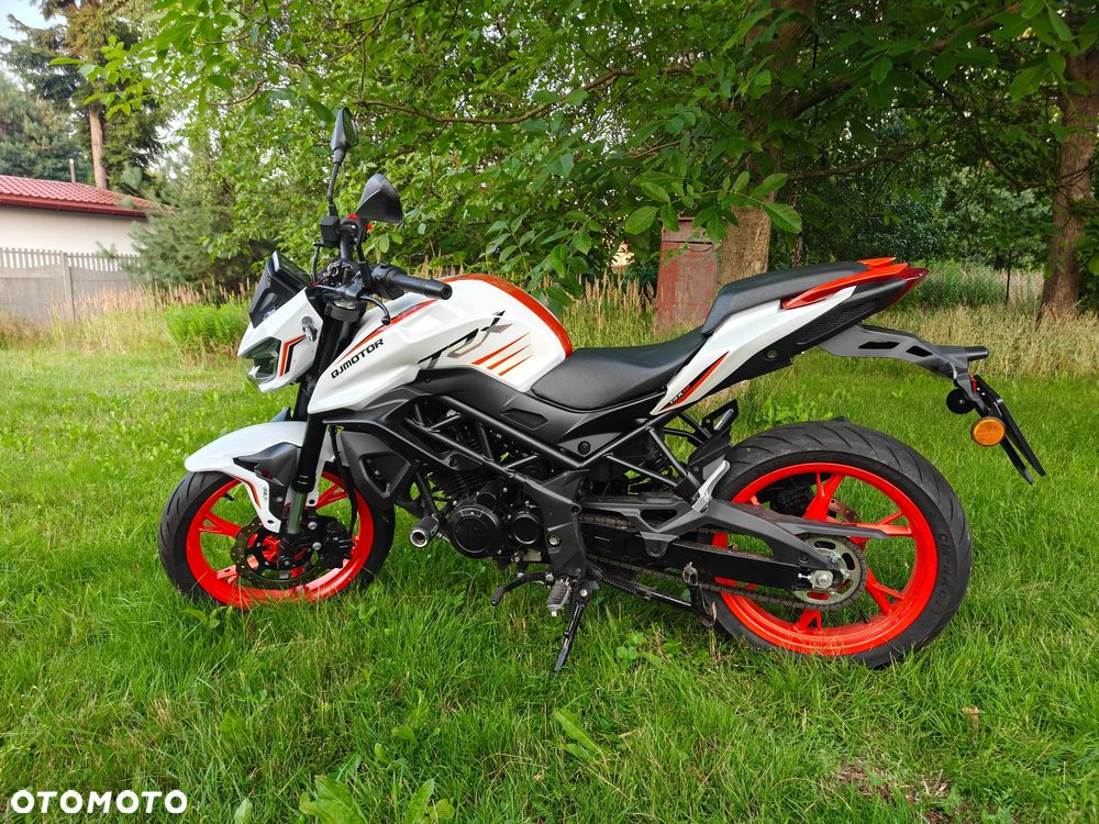 QJMOTOR SRK 125S - 5