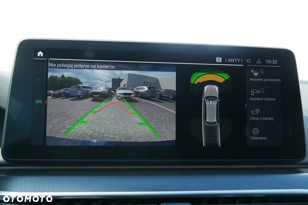 BMW Seria 5 - 32
