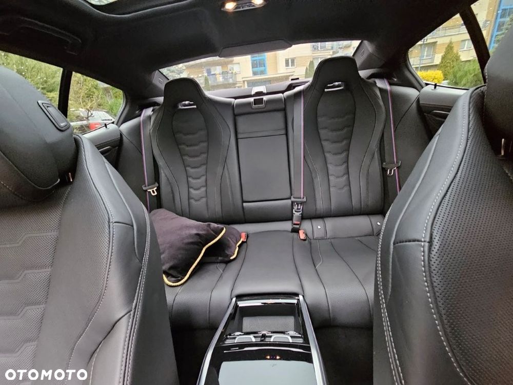 BMW Seria 8 840i xDrive - 16