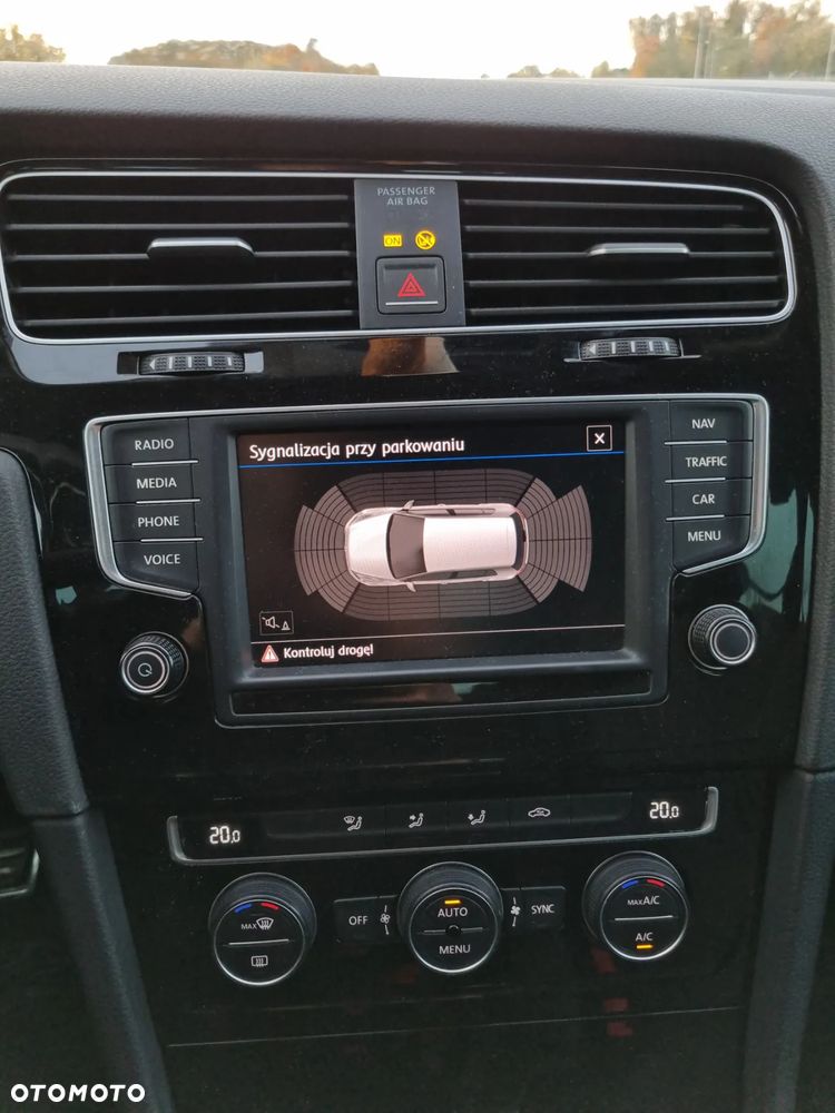 Volkswagen Golf 1.6 TDI BlueMotion Technology Allstar - 21