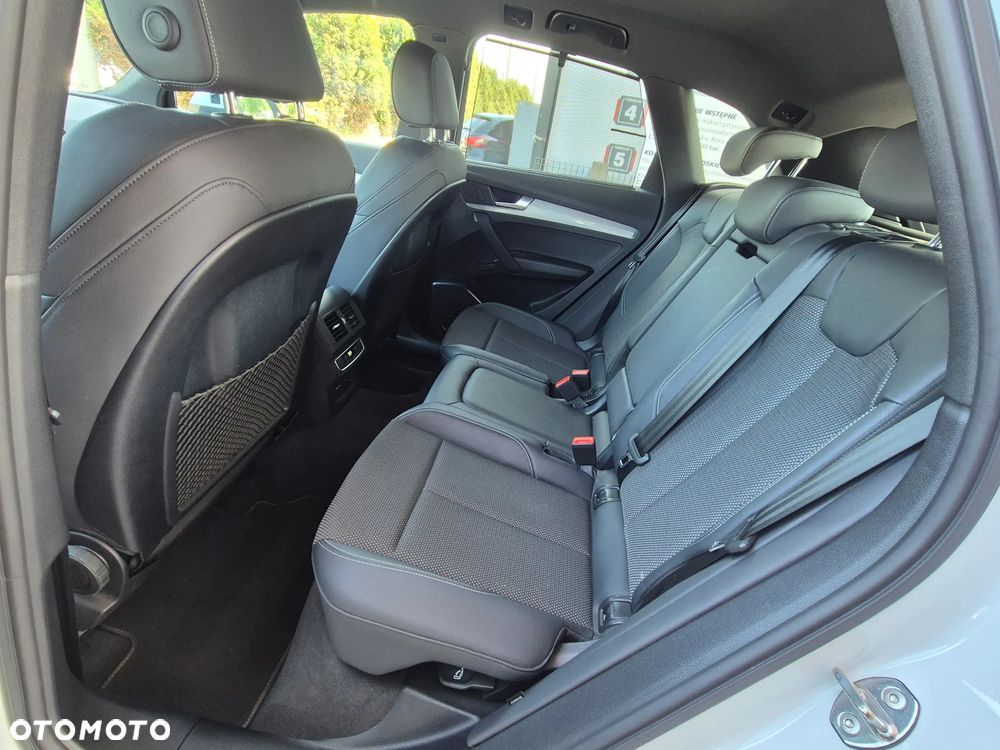 Audi Q5 40 TDI quattro S tronic S line - 27