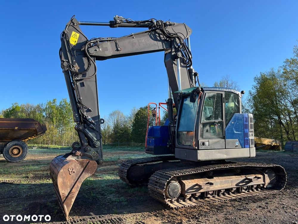 Volvo ECR235EL - 23