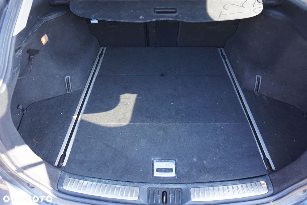 PODŁOGA WYKŁADZINA BAGAŻNIKA AVENSIS III T27 PH1 KOMBI 58401-05030-C3 58410-05021-C1 TOYOTA 2009-2011 - 1