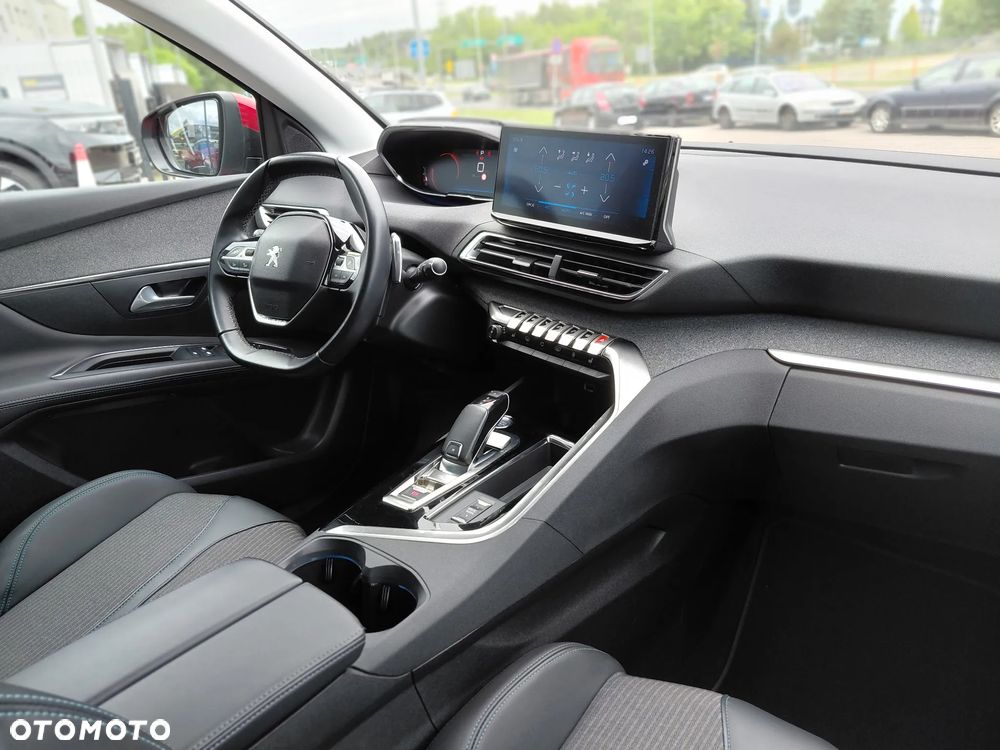 Peugeot 3008 1.5 BlueHDi Allure S&S EAT8 - 16