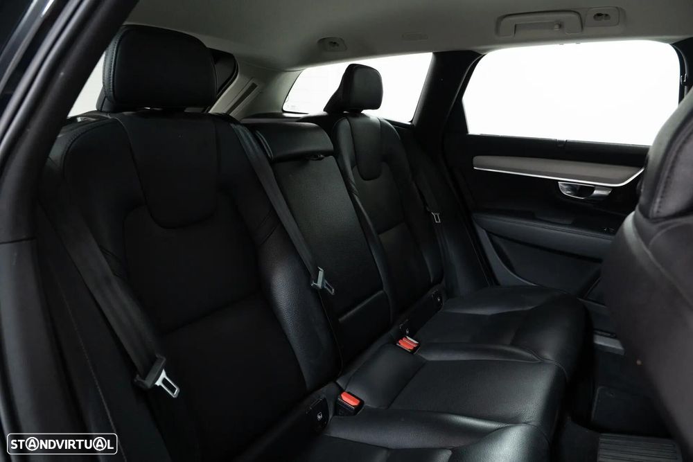 Volvo V90 2.0 T6 PHEV Inscription Expression AWD - 24