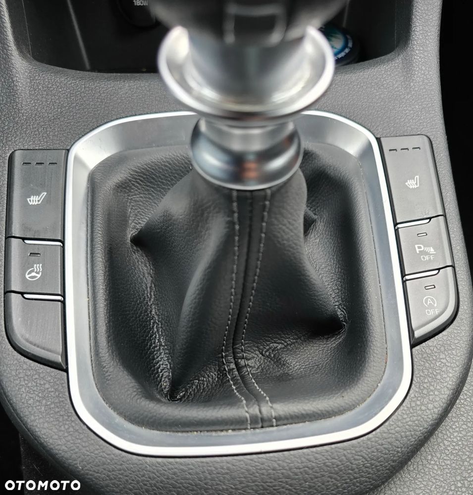 Hyundai i30 1.4 T-GDI N-Line - 37
