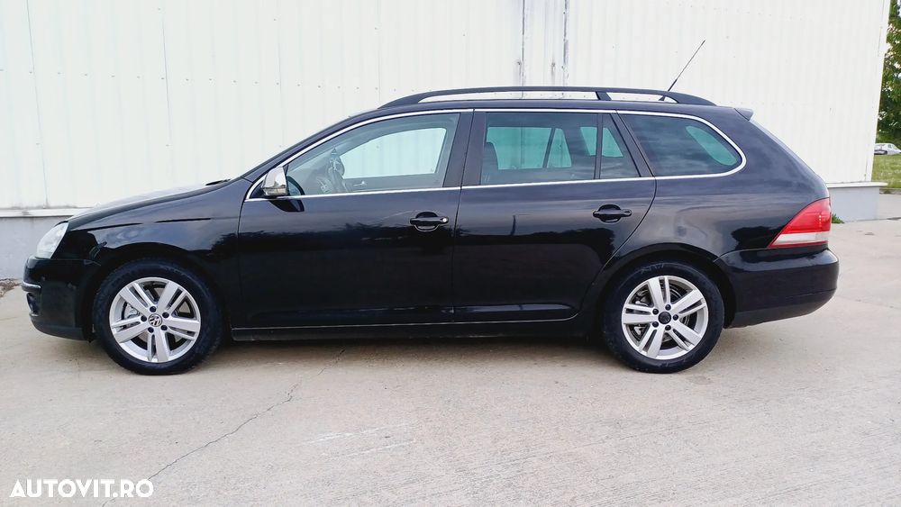 Volkswagen Golf 2.0 TDI Comfortline DPF - 4
