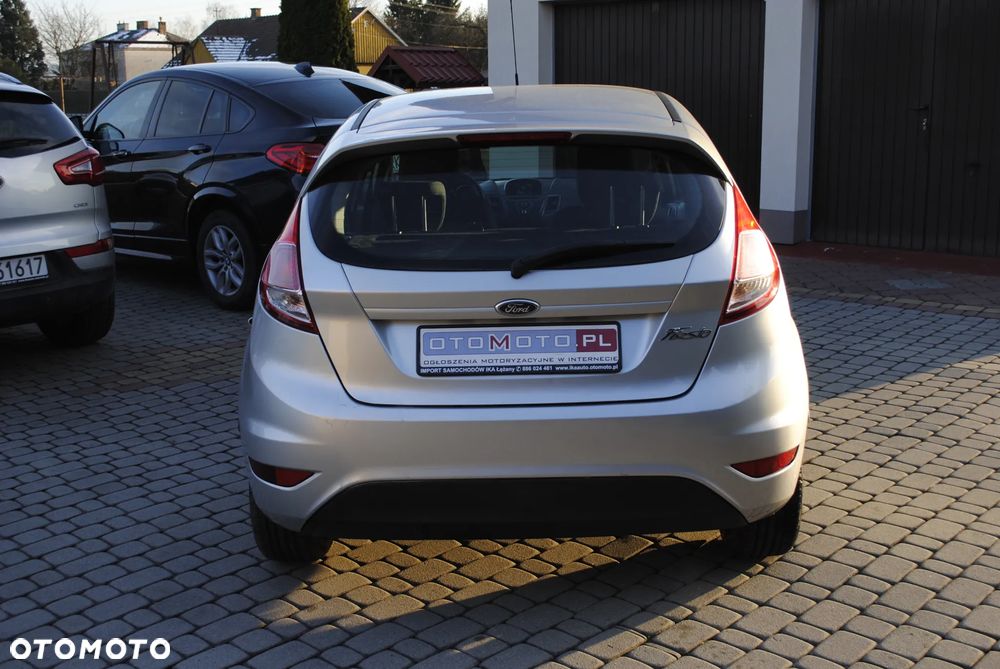 Ford Fiesta - 12