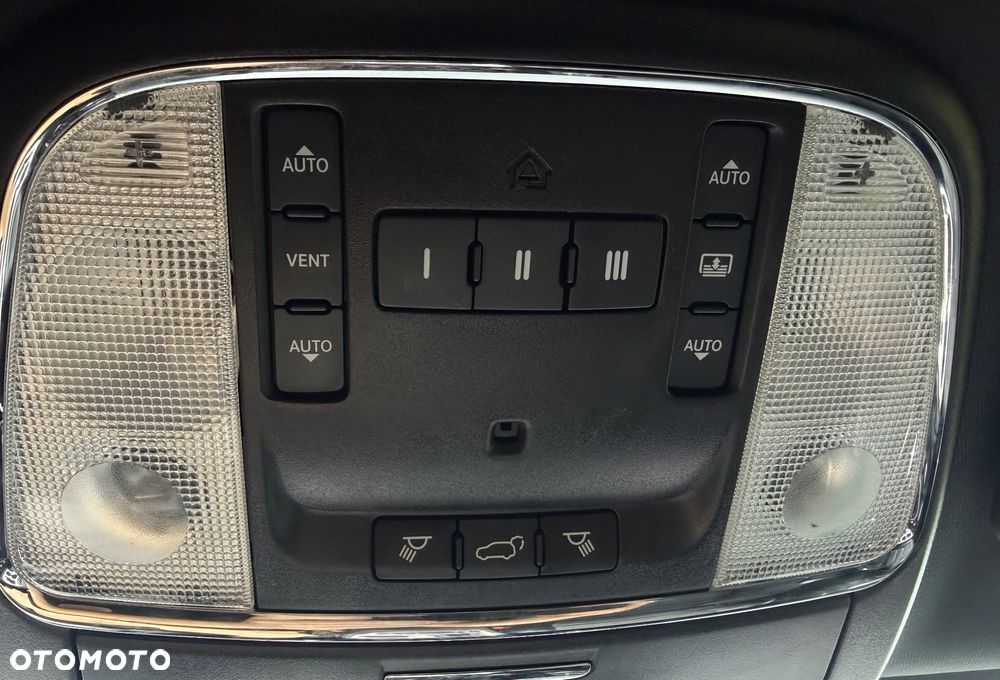 Jeep Grand Cherokee 3.6 V6 Overland - 38