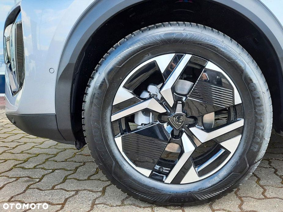 Peugeot 2008 - 12