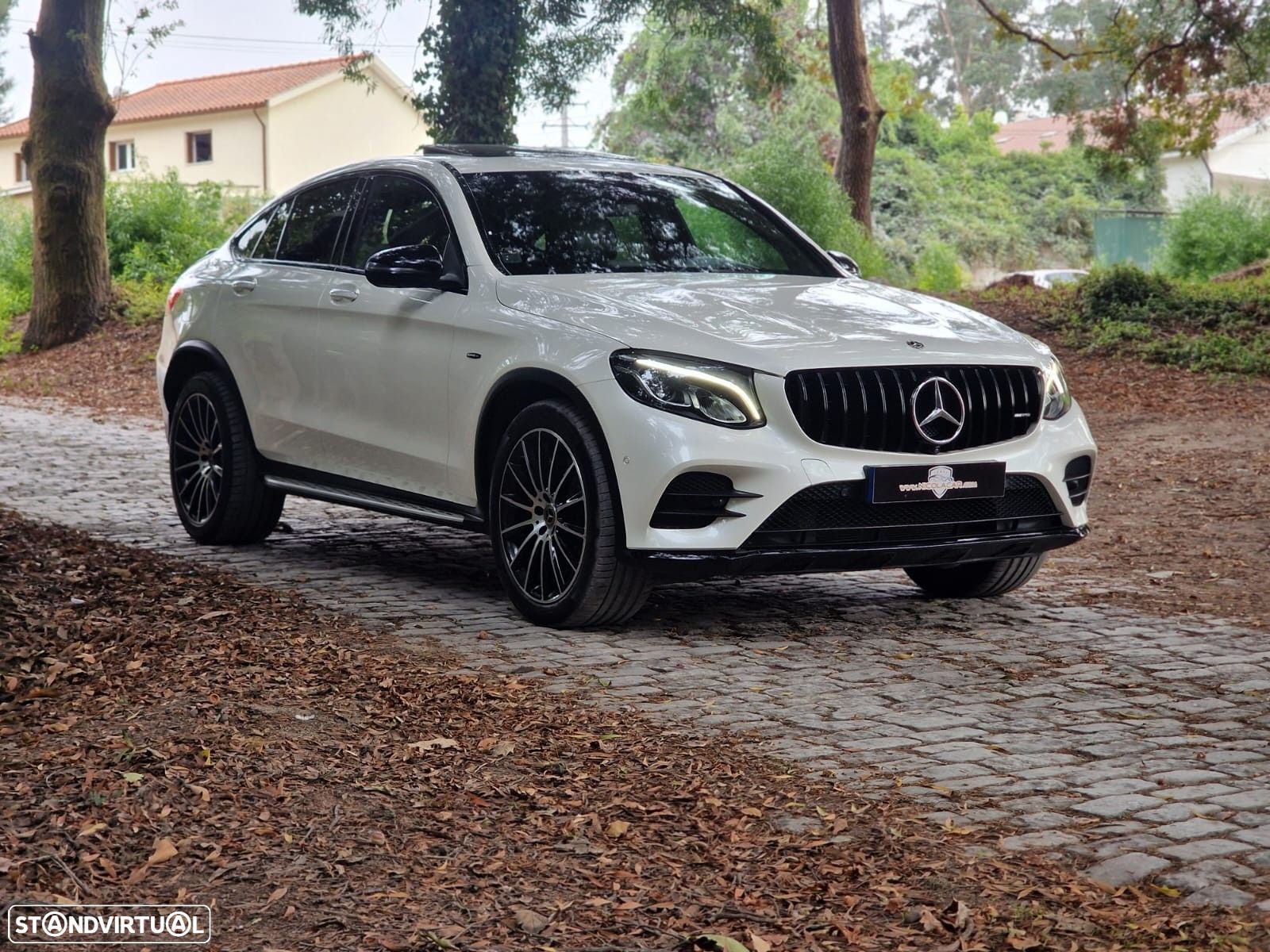 Mercedes-Benz GLC 250 d Coupé AMG Line 4-Matic - 1