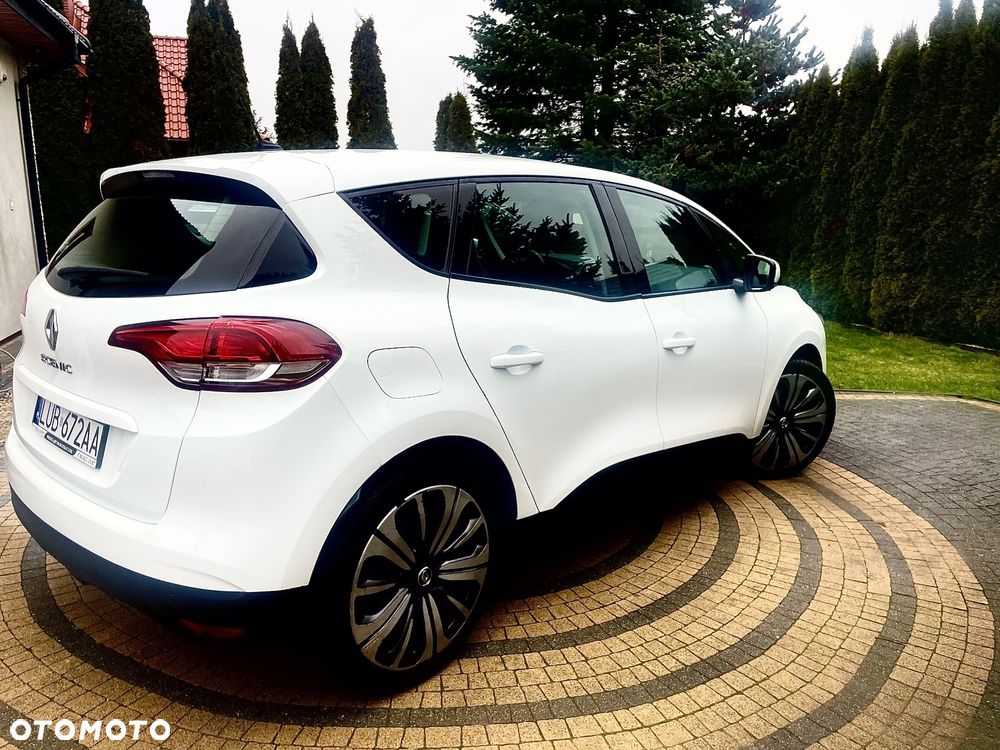 Renault Scenic BLUE dCi 120 BUSINESS EDITION - 16