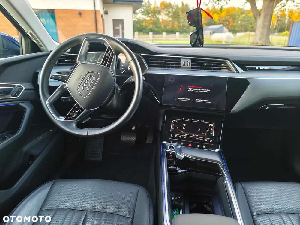 Audi e-tron 55 Quattro Advanced - 13