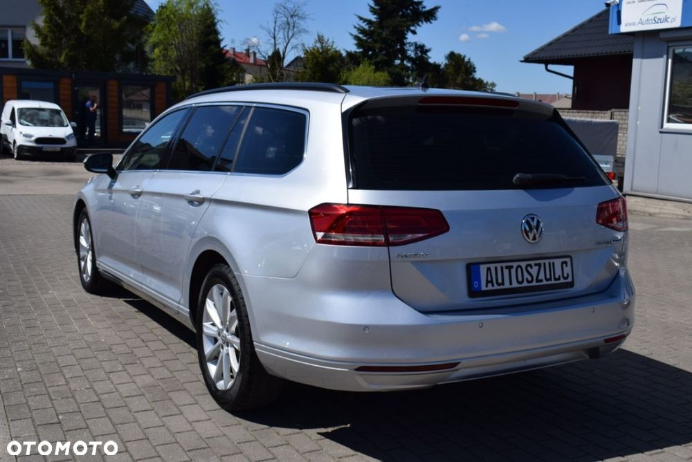 Volkswagen Passat - 8