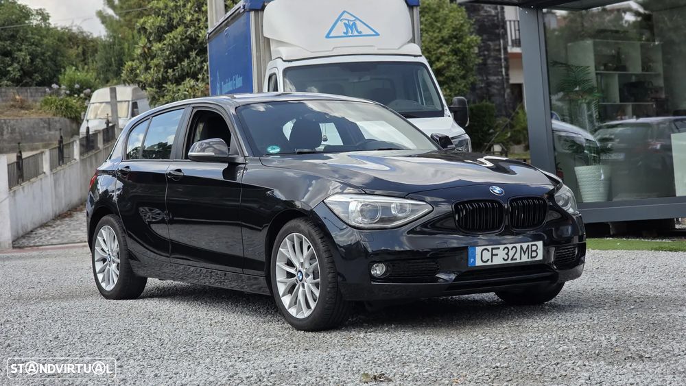 BMW 118 d Sport Line - 4