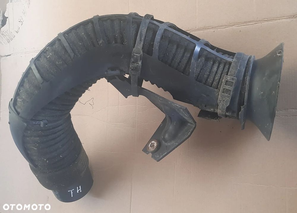 Thema II rura powietrza łapacz 3,0CRD Europa Lancia - 1