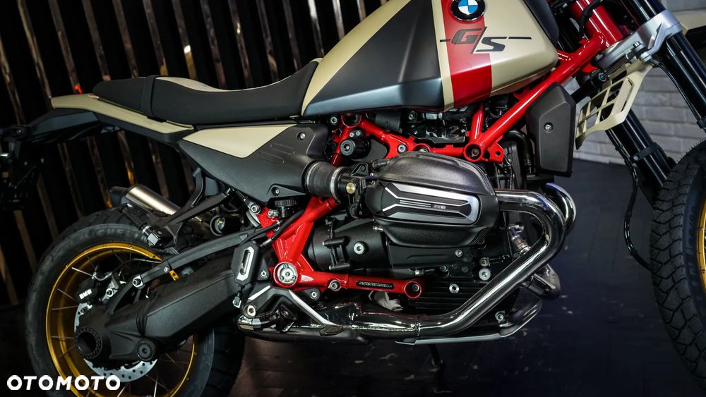 BMW R - 6