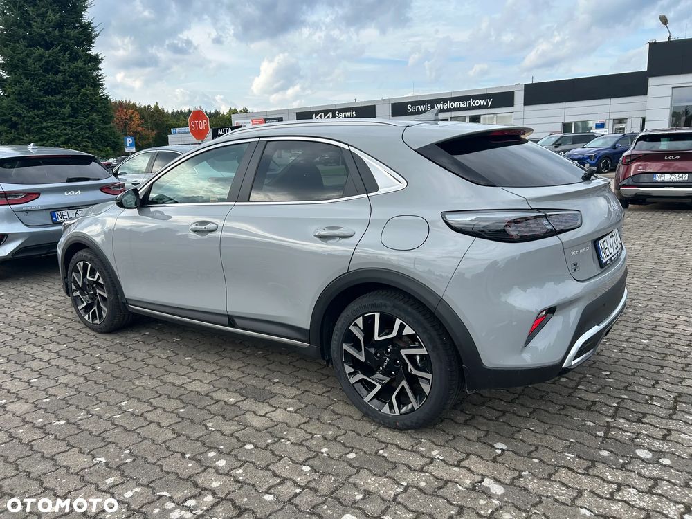 Kia XCeed 1.6 T-GDI Tribute DCT - 2