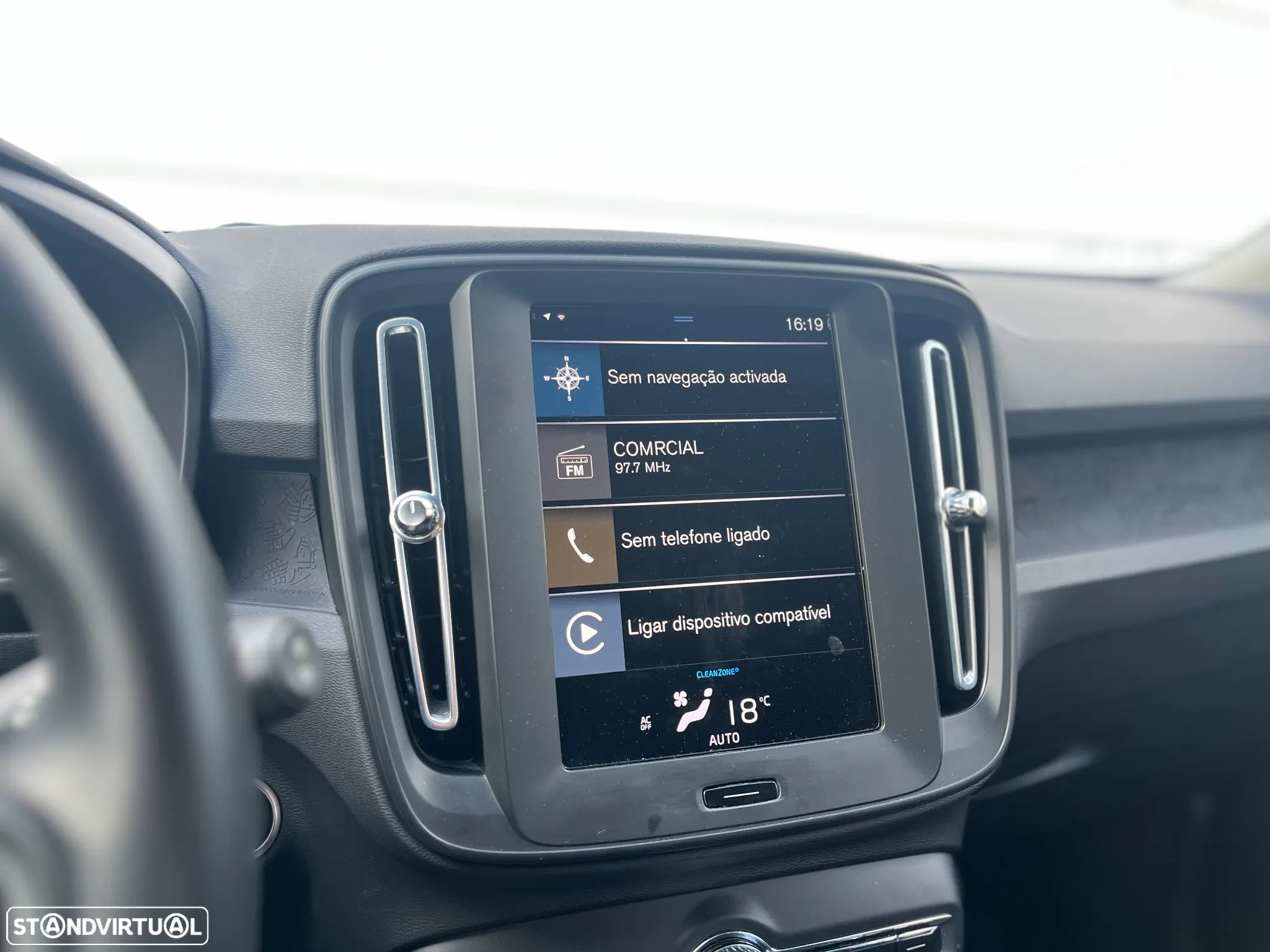 Volvo XC 40 1.5 T2 Essential - 21