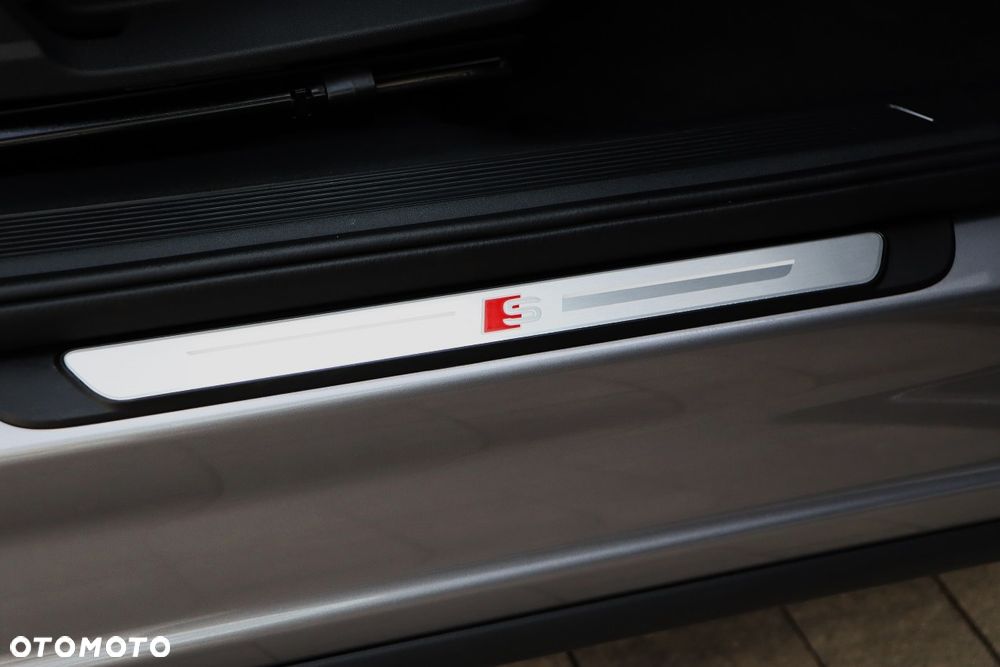 Audi Q4 e-tron 45 82kWh Quattro S Line Edition - 31