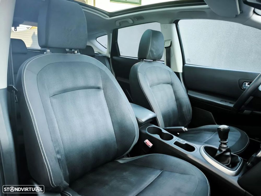 Nissan Qashqai 1.5 dCi Tekna Premium 18 - 23