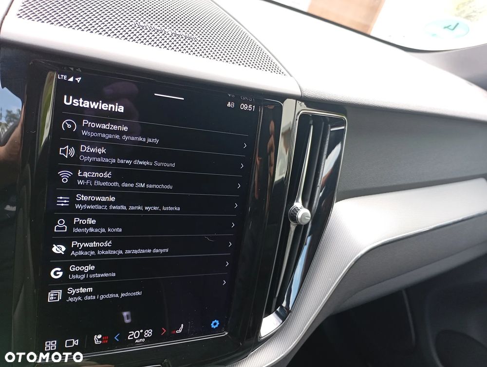 Volvo XC 60 B4 D AWD Ultimate Dark - 30