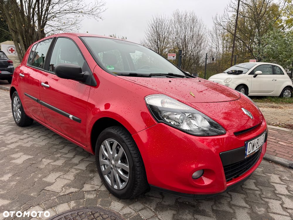 Renault Clio - 1