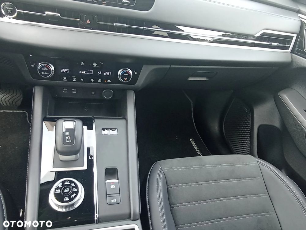 Mitsubishi Outlander Intense - 12