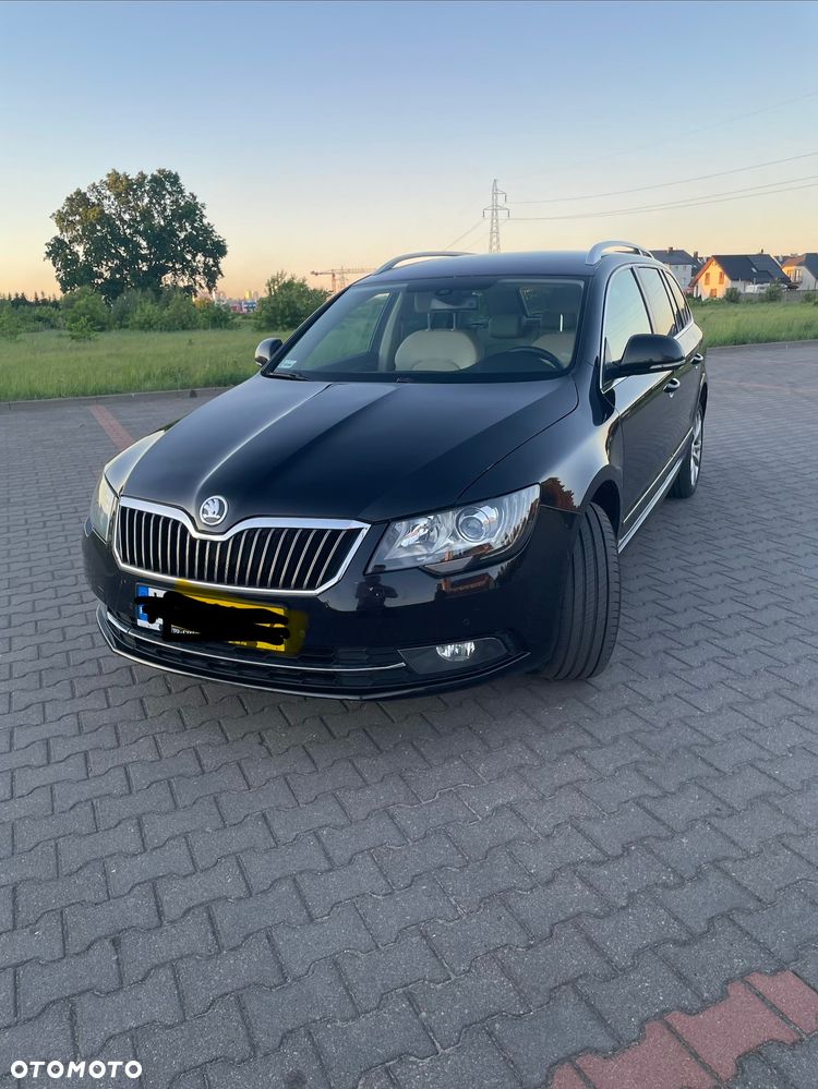Skoda Superb 2.0 TDI 4x4 Elegance DSG - 1