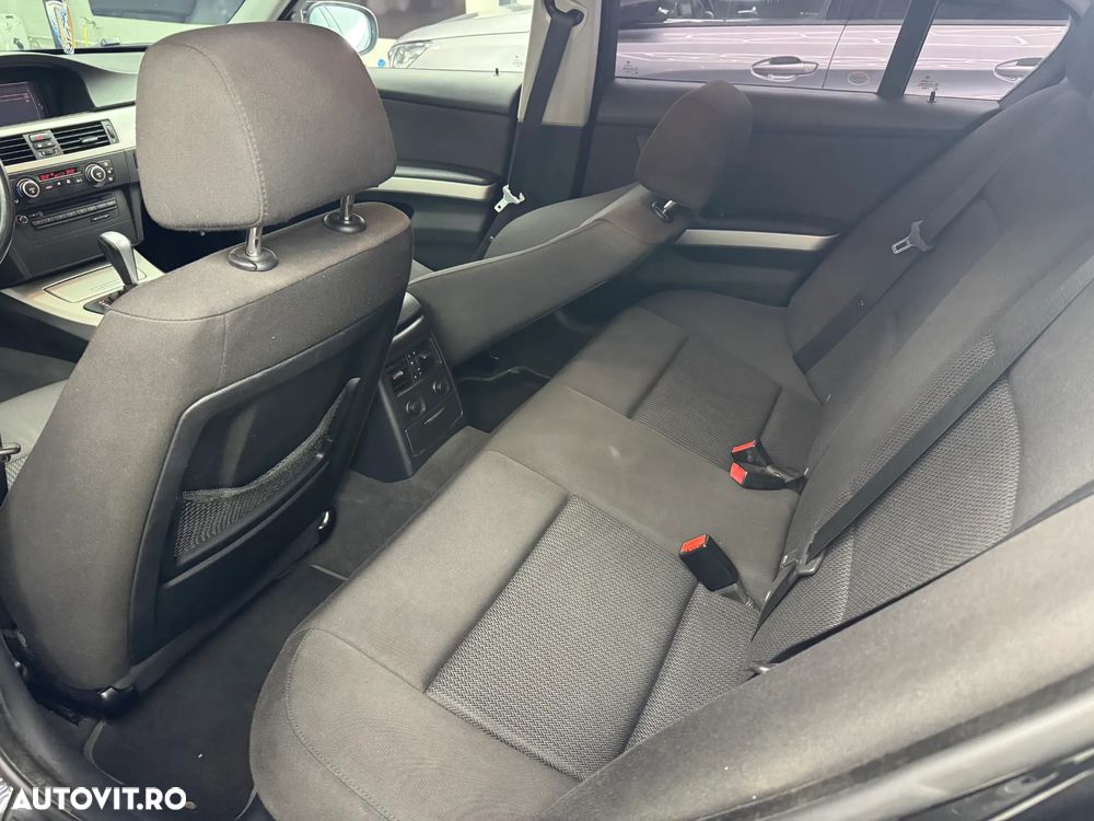 BMW 3 Series 2010 — imagine 5