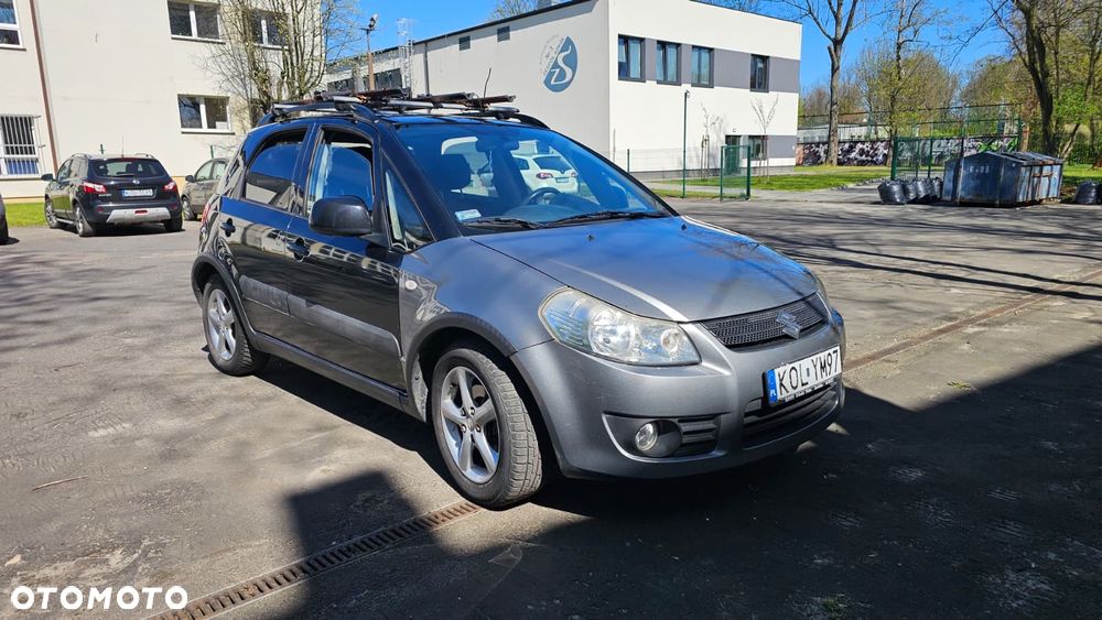 Suzuki SX4 1.6 VVT 4x2 Comfort - 1