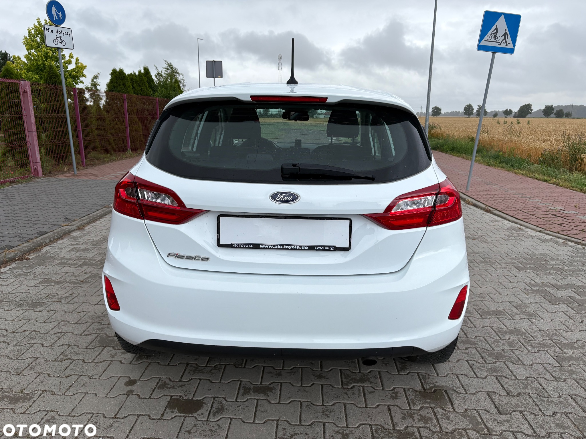 Ford Fiesta 1.1 S&S TREND - 8