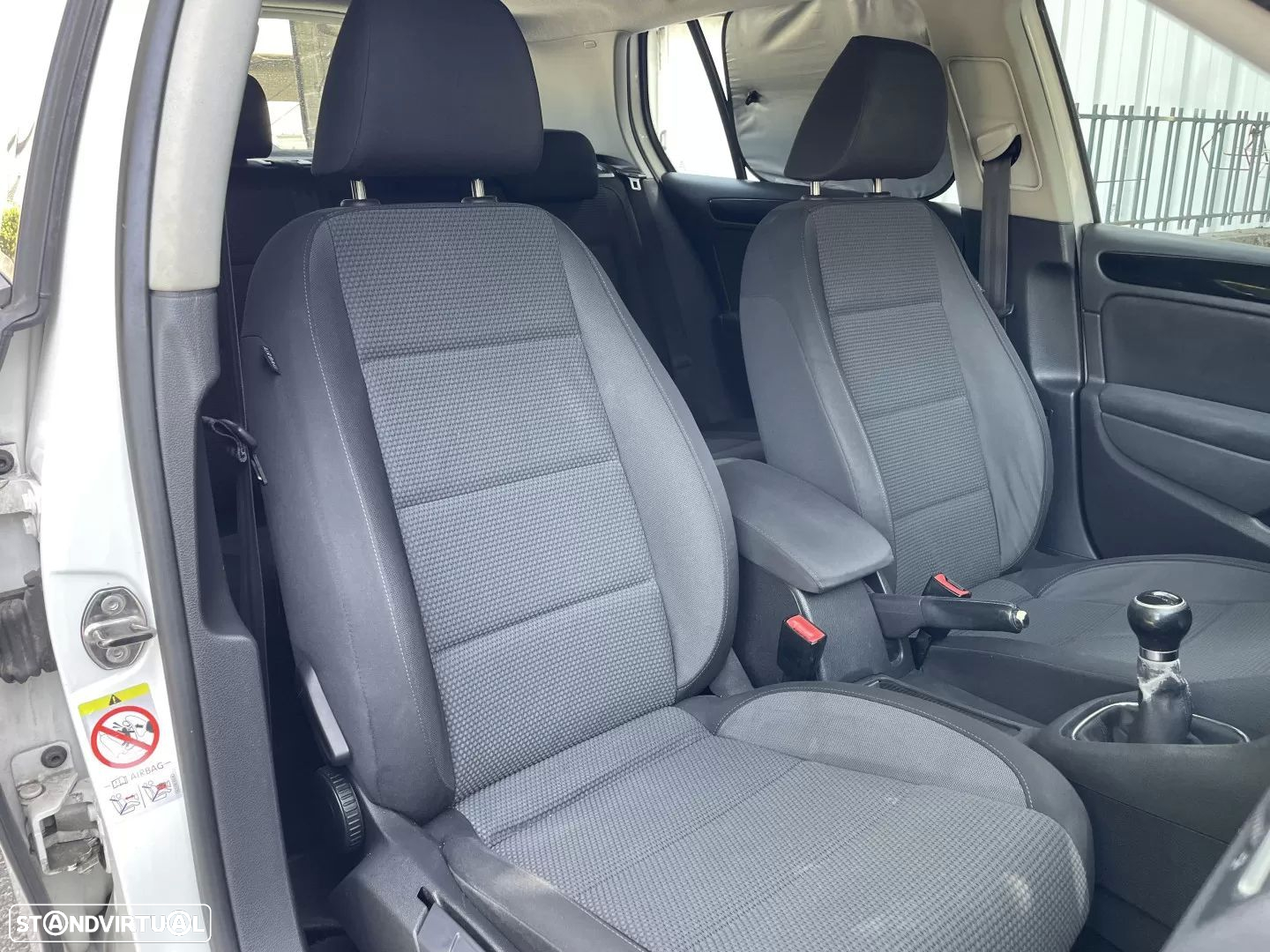 VW Golf 2.0 TDi Confortline - 15