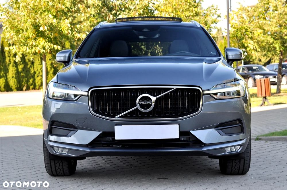 Volvo XC 60 D4 Momentum Pro - 4