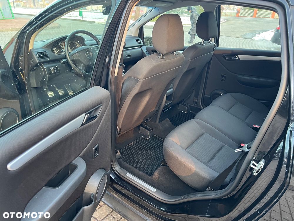 Mercedes-Benz Klasa B - 13