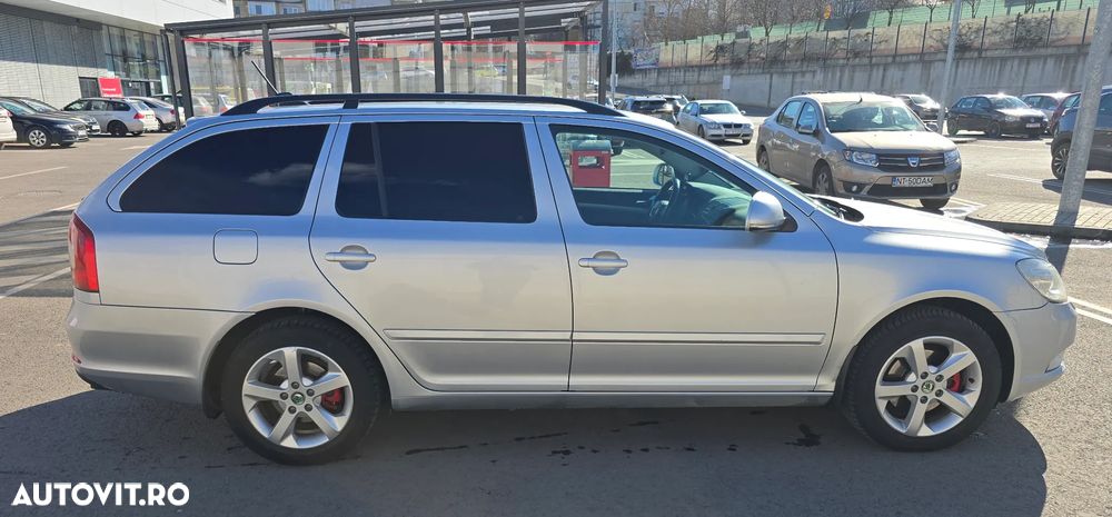 Skoda Octavia 2.0 TDI Ambiente DSG - 4