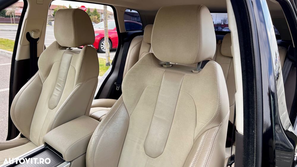 Land Rover Range Rover Evoque - 14
