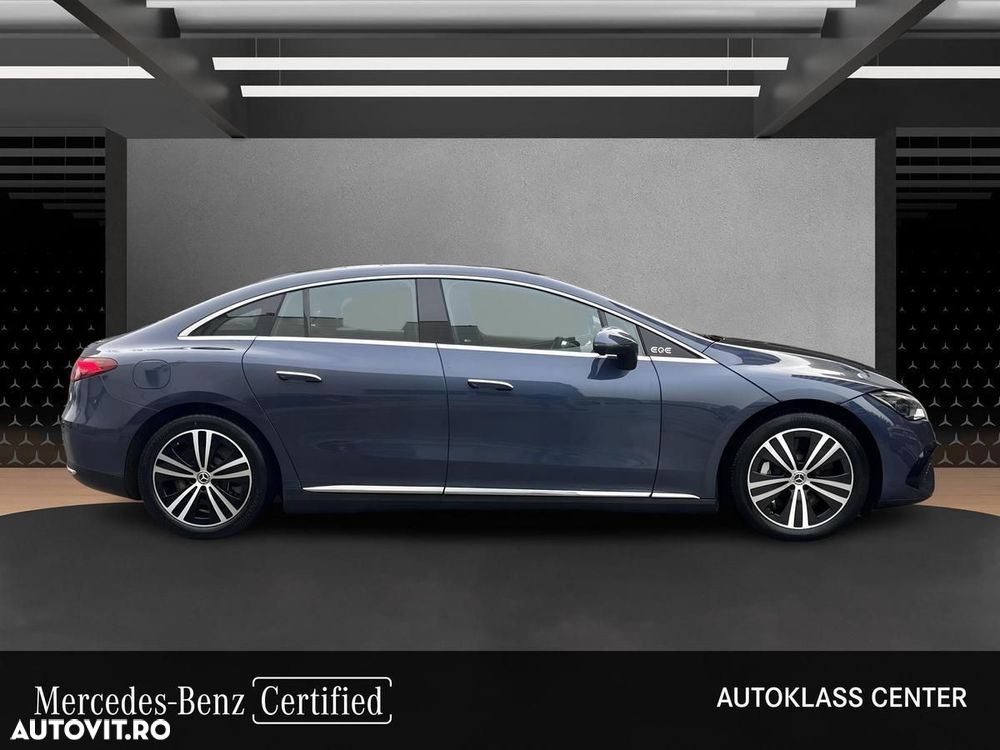 Mercedes-Benz EQE - 7