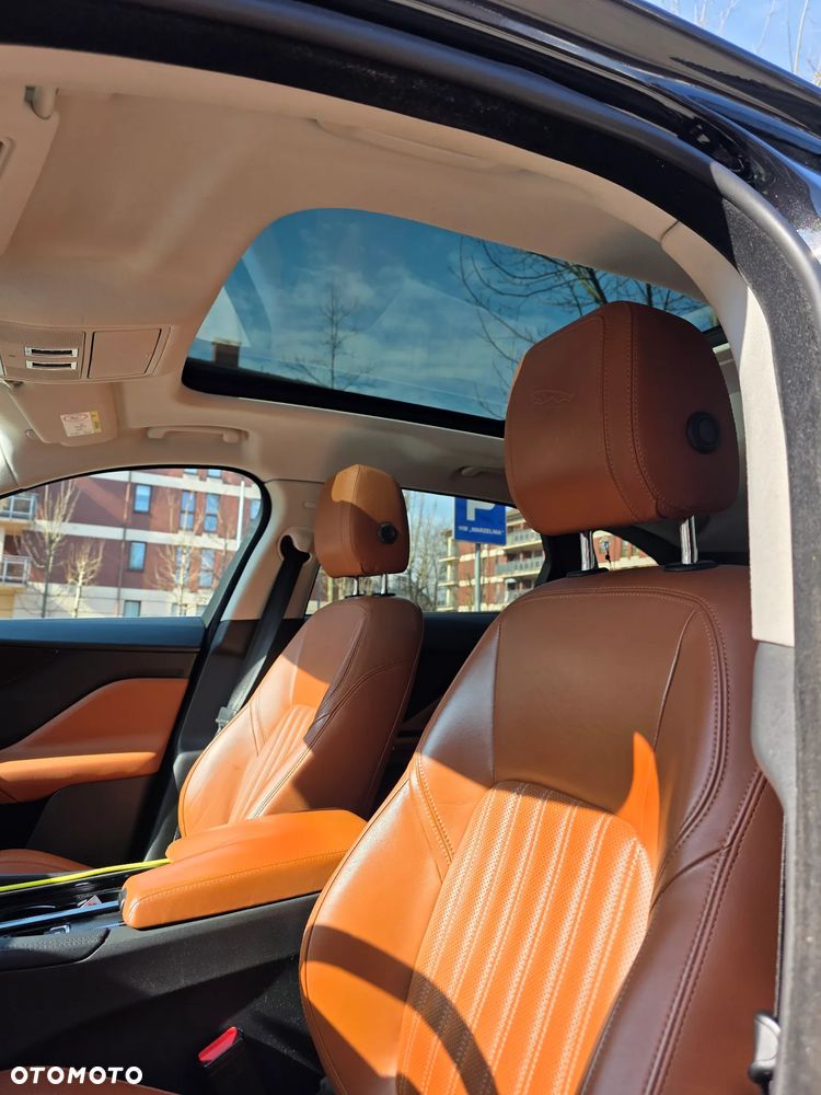 Jaguar F-Pace 2.0 i4D AWD Prestige - 9