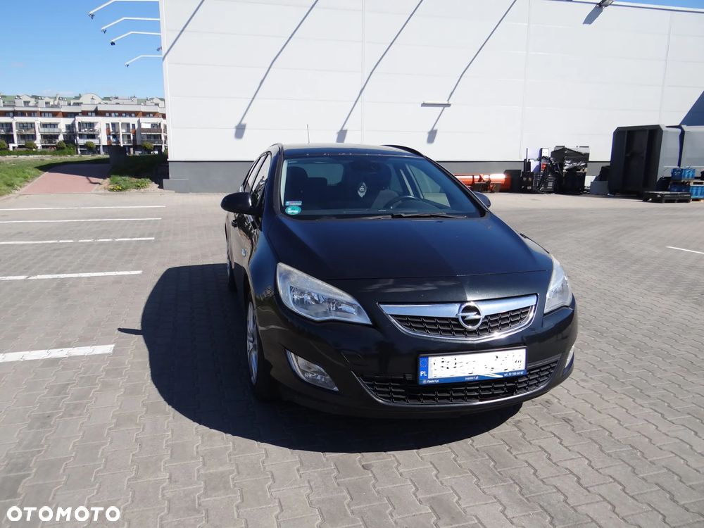 Opel Astra 1.4 Turbo - 1