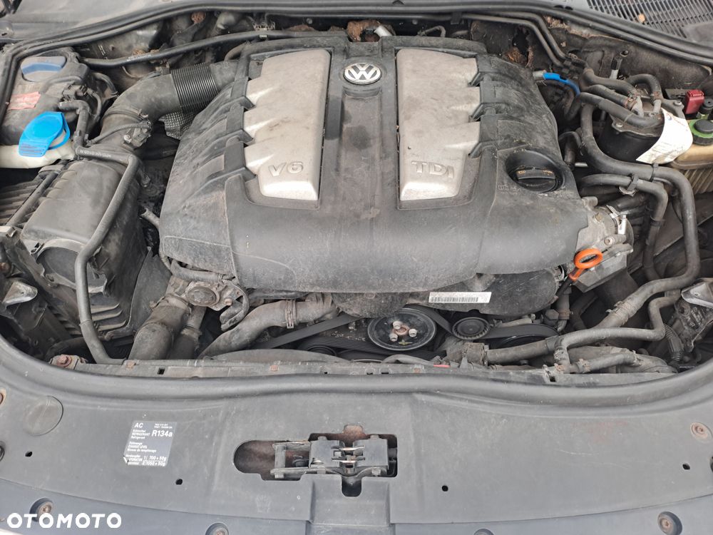 Volkswagen Touareg 3.0 V6 TDI Tiptr - 24