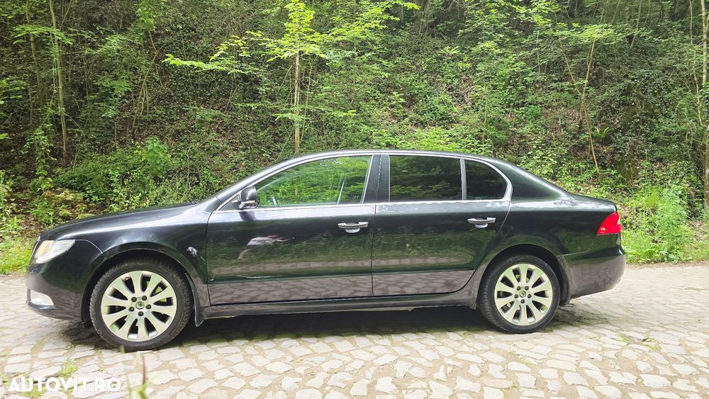 Skoda Superb 2.0 TDI Comfort DSG - 12