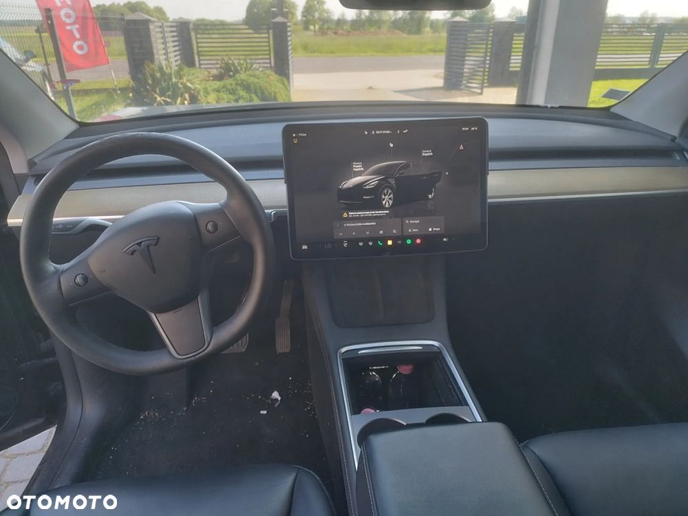 Tesla Model Y Standard - 4