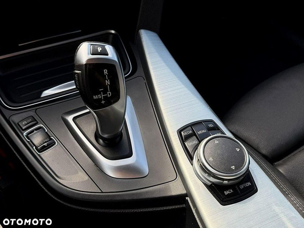 BMW Seria 3 - 21